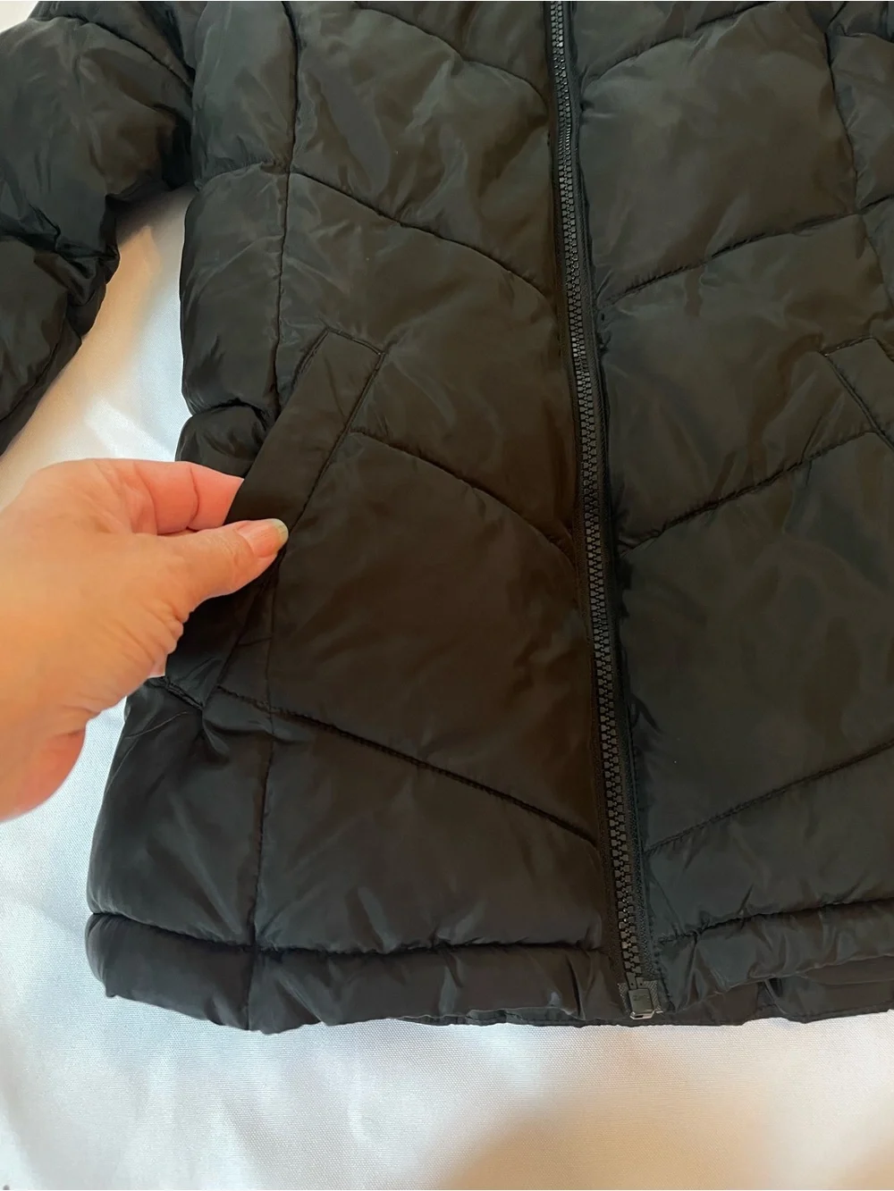 Justice Kids Black Puffer Jacket Warm Lining, Sleeve Decal, & Pockets Size 10(M)
